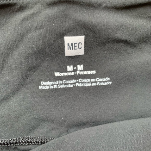 LIKE NEW MEC Black Tights Crop Medium - Picture 5 of 5